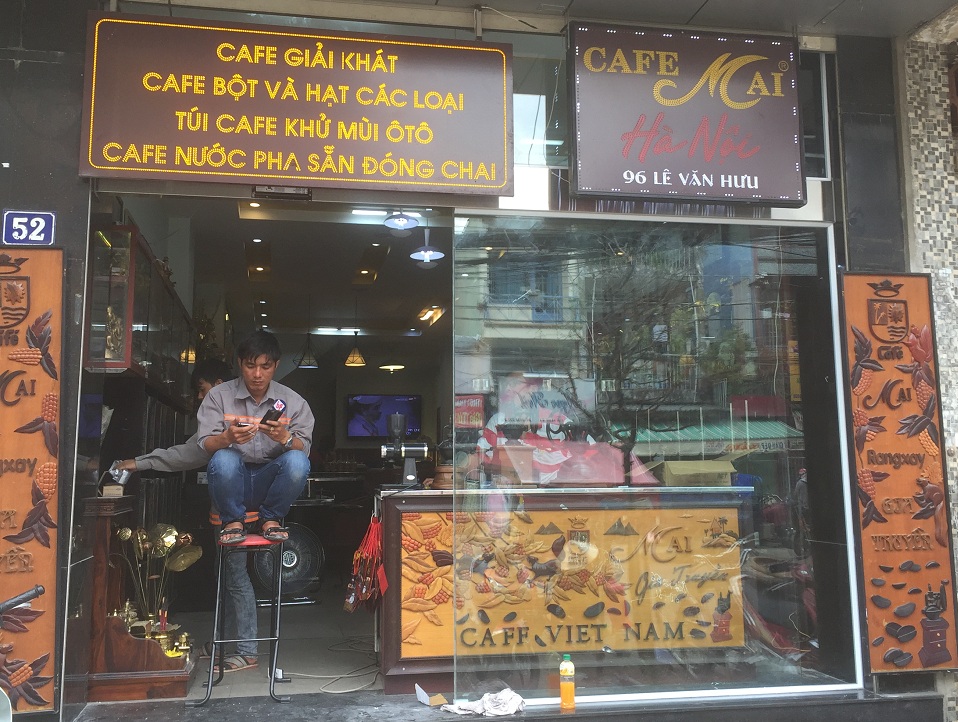 Cửa tự động quán cafe MAI 1112