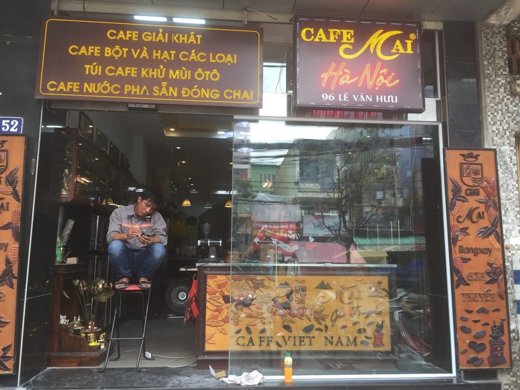 Cửa tự động quán cafe MAI 1113